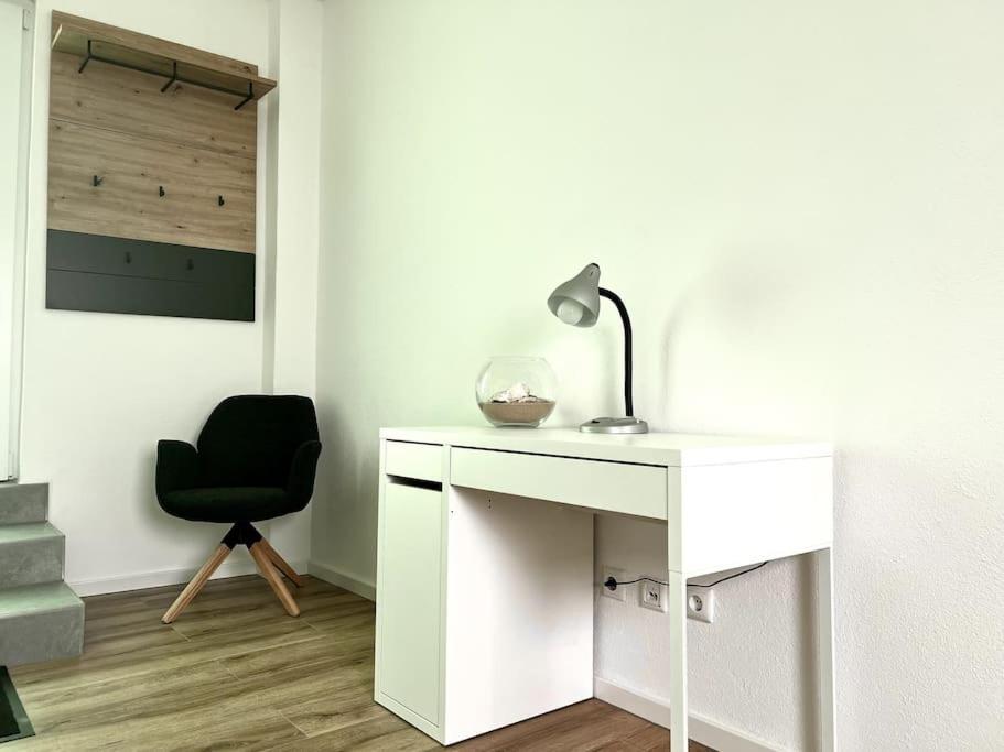 Moderne, Stilvolle Ferienwohnung In Eich Eich  Exterior foto